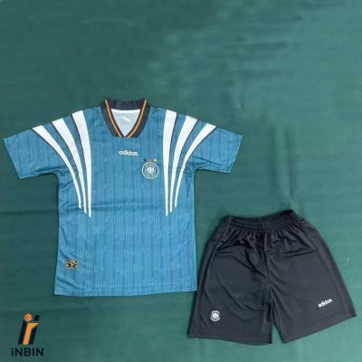کیت کلاسیک آلمان ورژن هواداری (فصل 1996) تهران