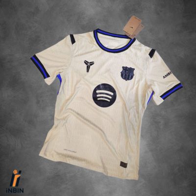 لباس دوم بارسلونا سفید جدید (فصل 2026) کیت پلیری تهران